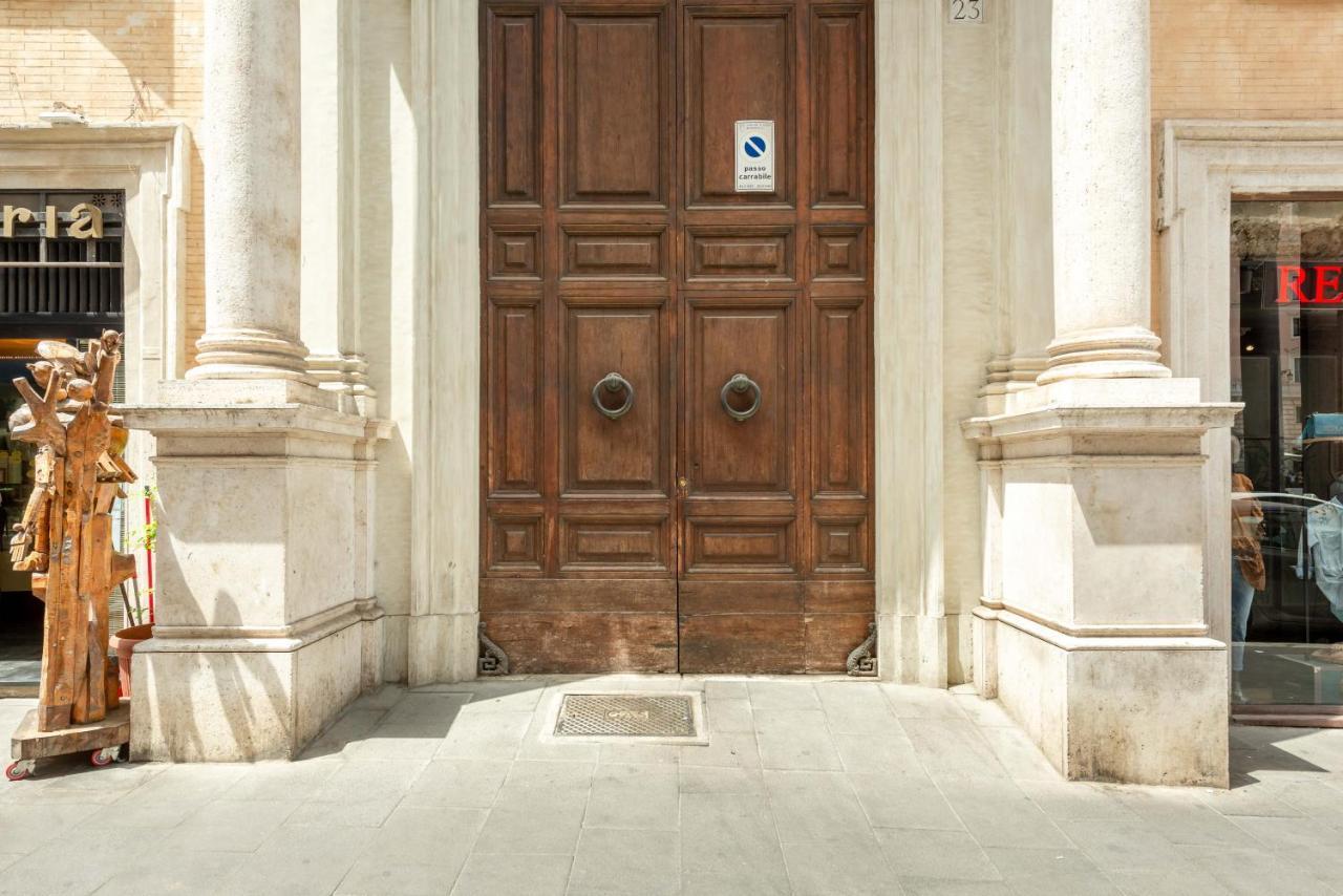 Rotonda 23 - Pantheon View Apartment Rome Bagian luar foto