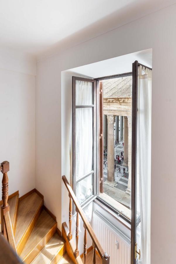 Rotonda 23 - Pantheon View Apartment Rome Bagian luar foto
