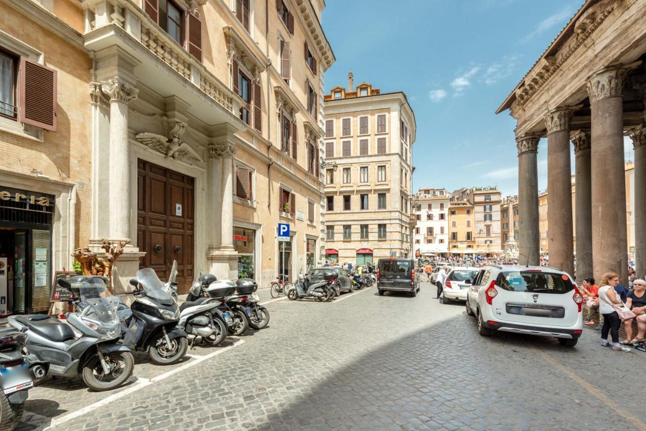 Rotonda 23 - Pantheon View Apartment Rome Bagian luar foto